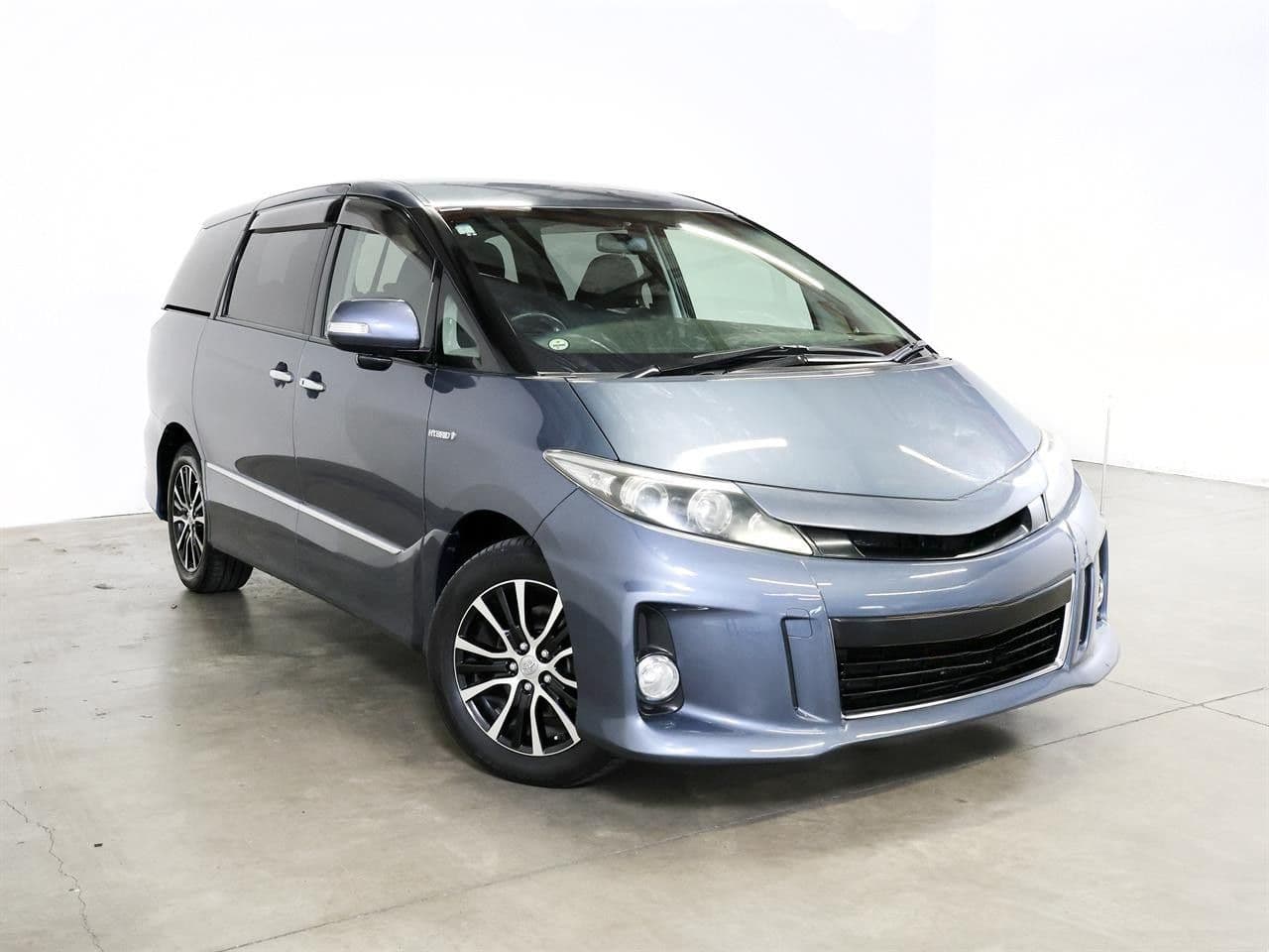 Toyota Estima Gray rental car
